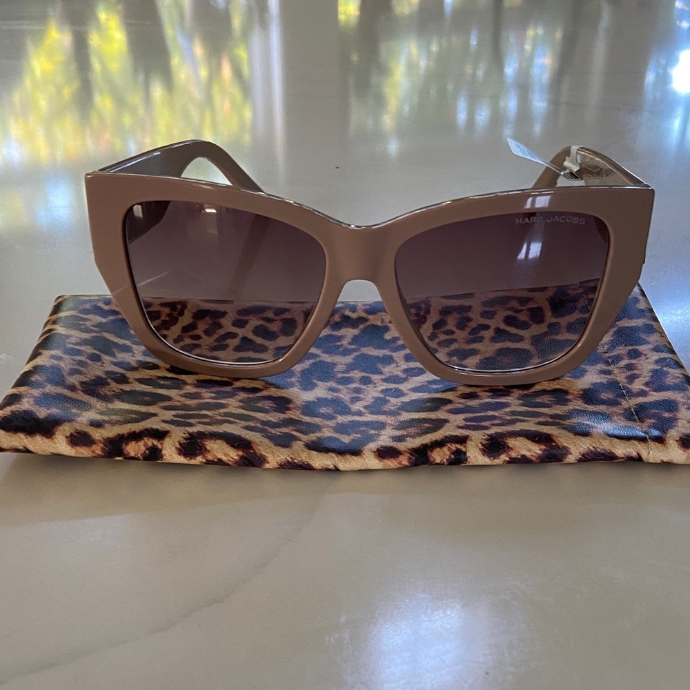 Marc Jacobs Taupe Sunglasses with Leopard Case
